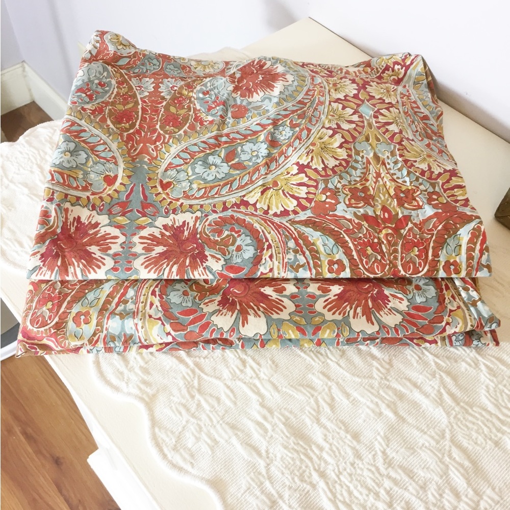 Pottery Barn Fall Rust Color Paisley Print Pillow Shams